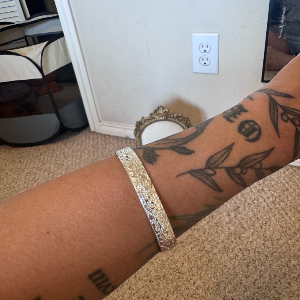 Sterling etched Silver Floral Bangle Bracelet
